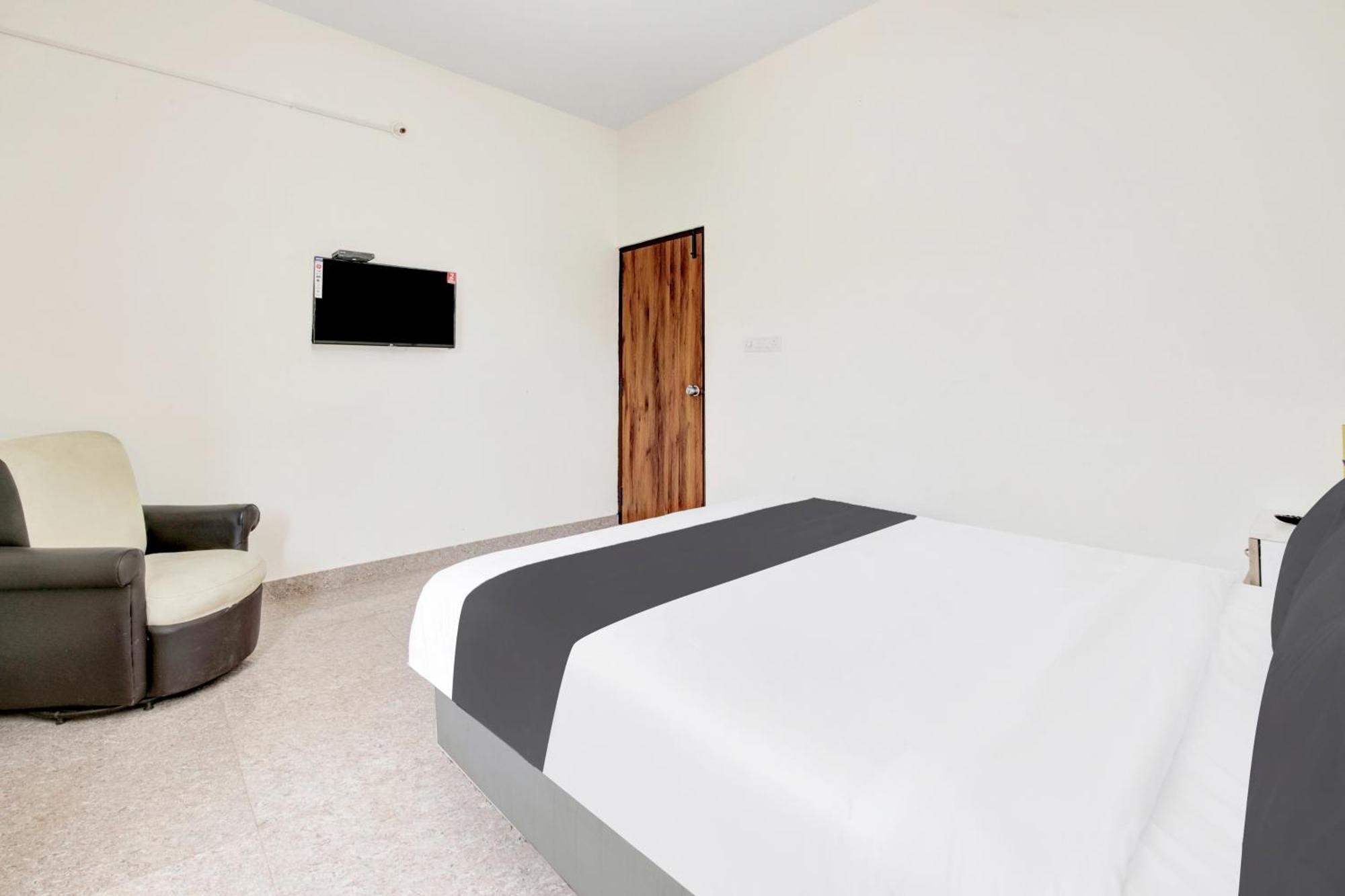 Hotel O Sri Manjunatha Deluxe Suites Bangalore Eksteriør billede